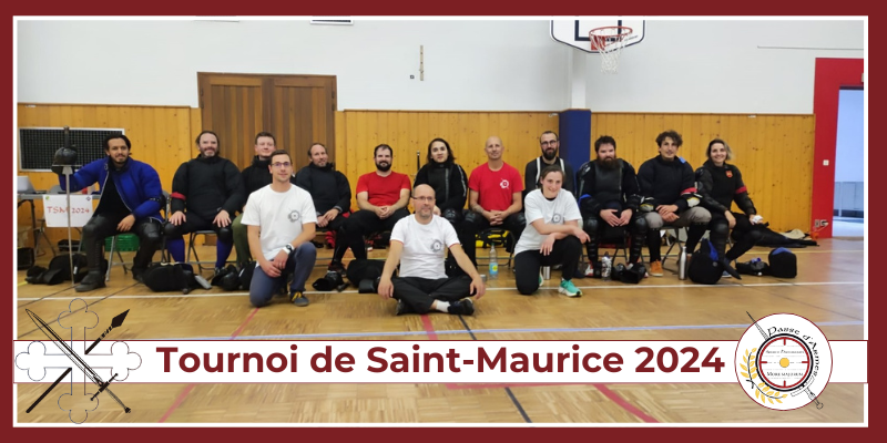 photo avec les pratiquants d'AMHE au tournoi d'épée longue de Saint-Maurice 2024